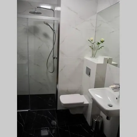 Nr 1 Close To Medicover And Paley Institute